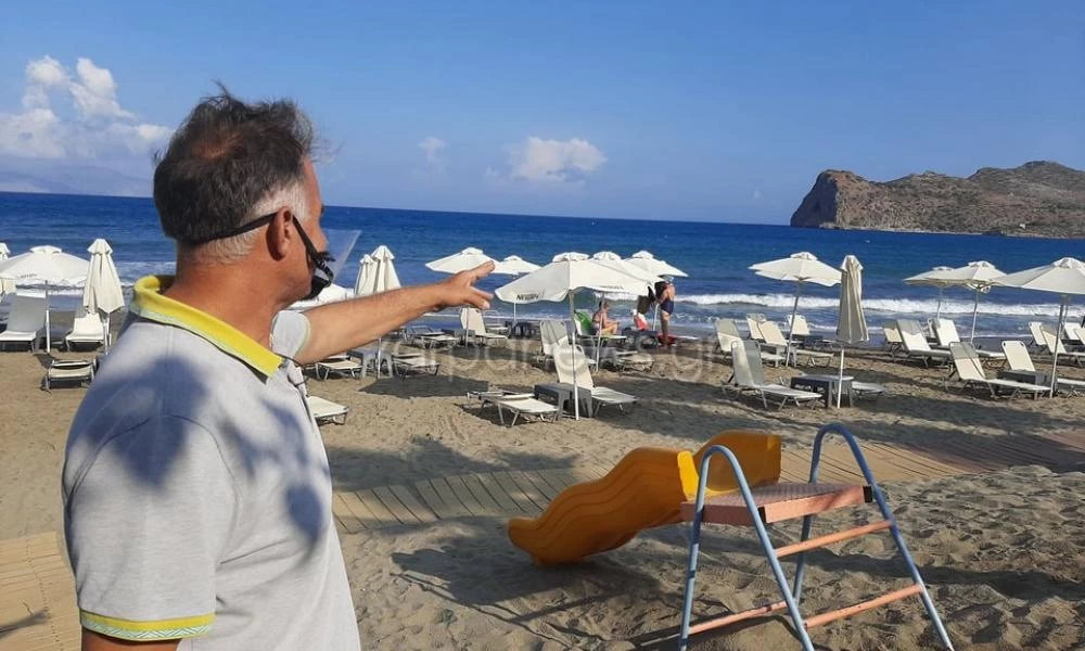 Χανιά: Διάσωση Βραζιλιάνου που παρασύρθηκε με φουσκωτό κύκνο